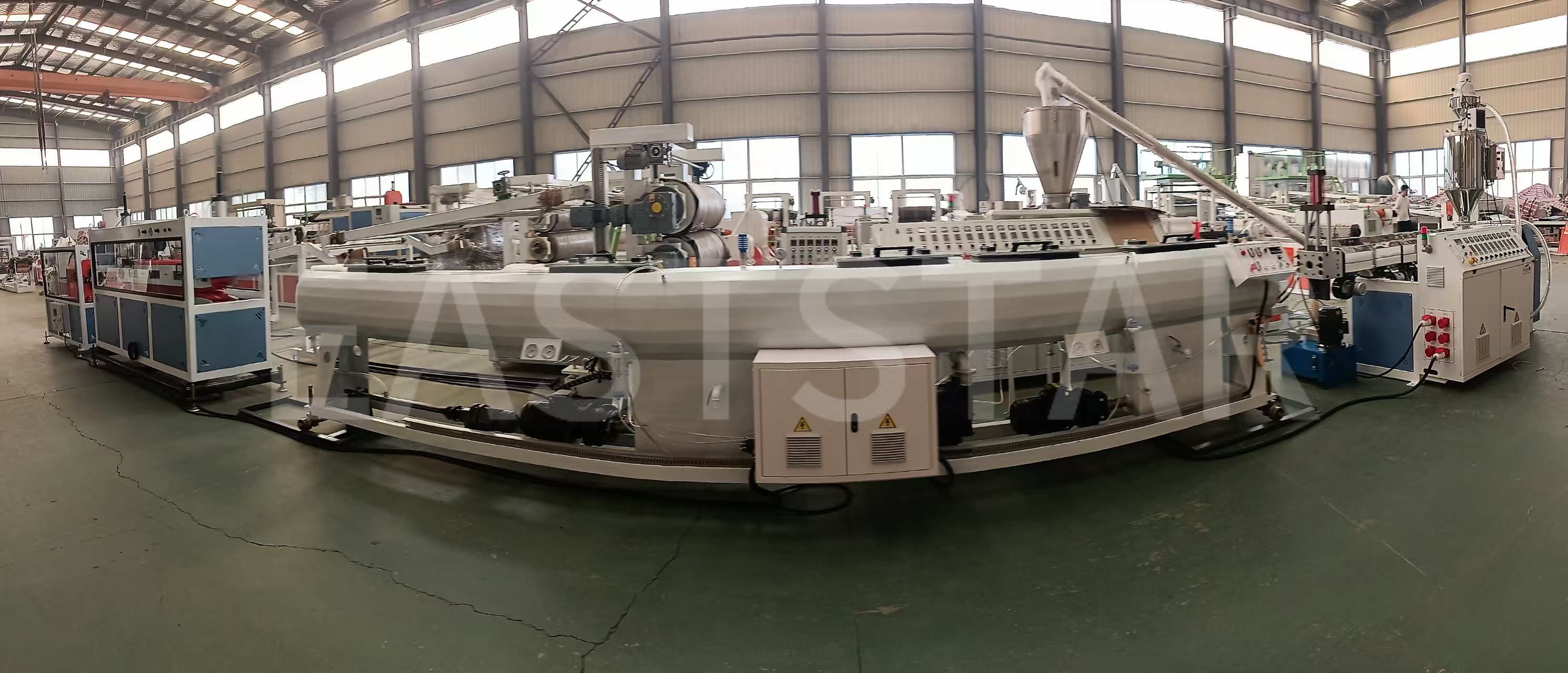 क़िंगदाओ ईस्टस्टार ने फिलिस्तीनी बुनियादी ढांचे के विकास का समर्थन करते हुए पीई पाइप उत्पादन लाइन का शिपमेंट पूरा किया